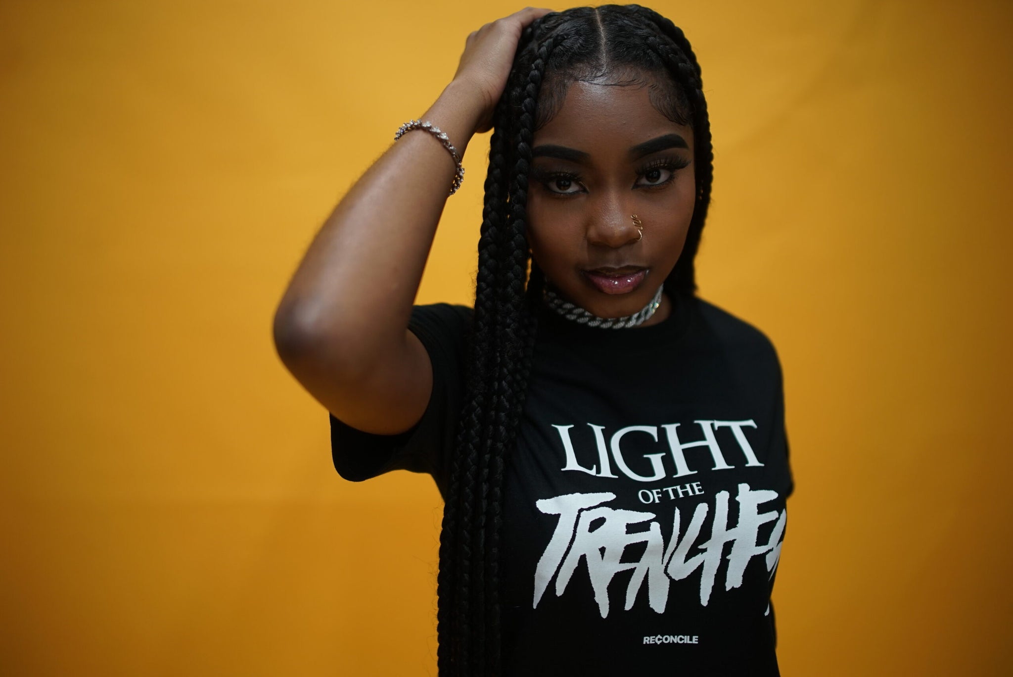 LIGHT OF THE TRENCHES TEE - BLACK