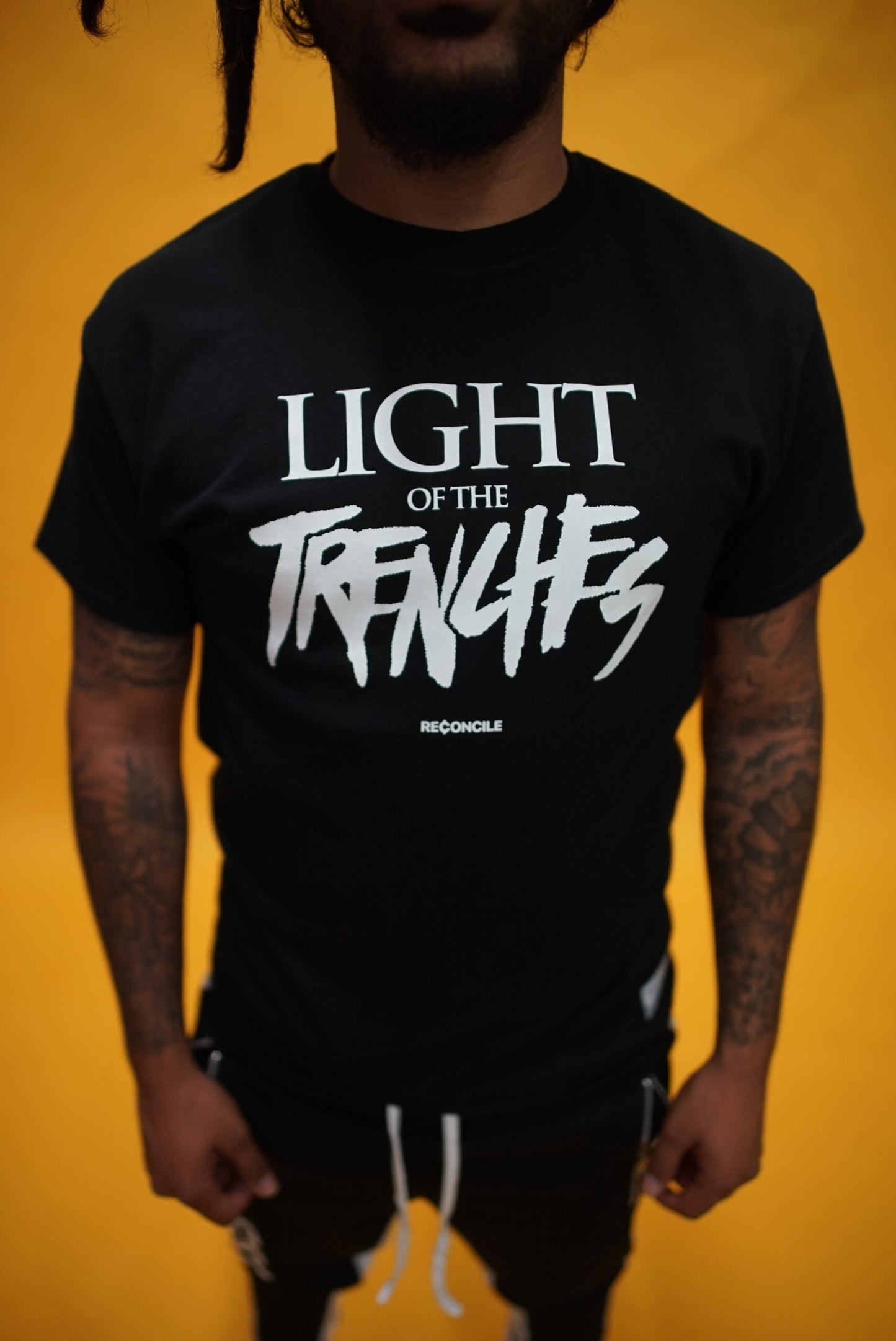 LIGHT OF THE TRENCHES TEE - BLACK
