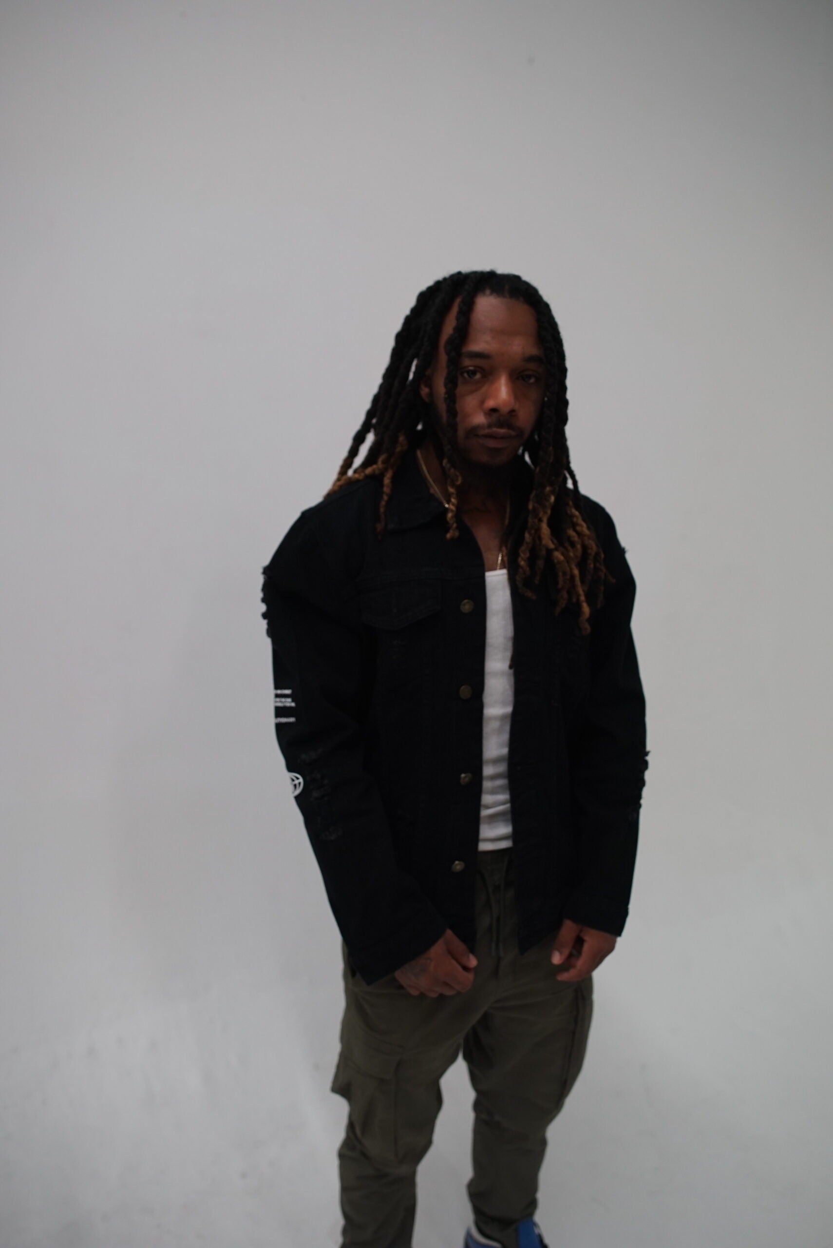 LIGHT OF THE TRENCHES - BLACK JEAN JACKET