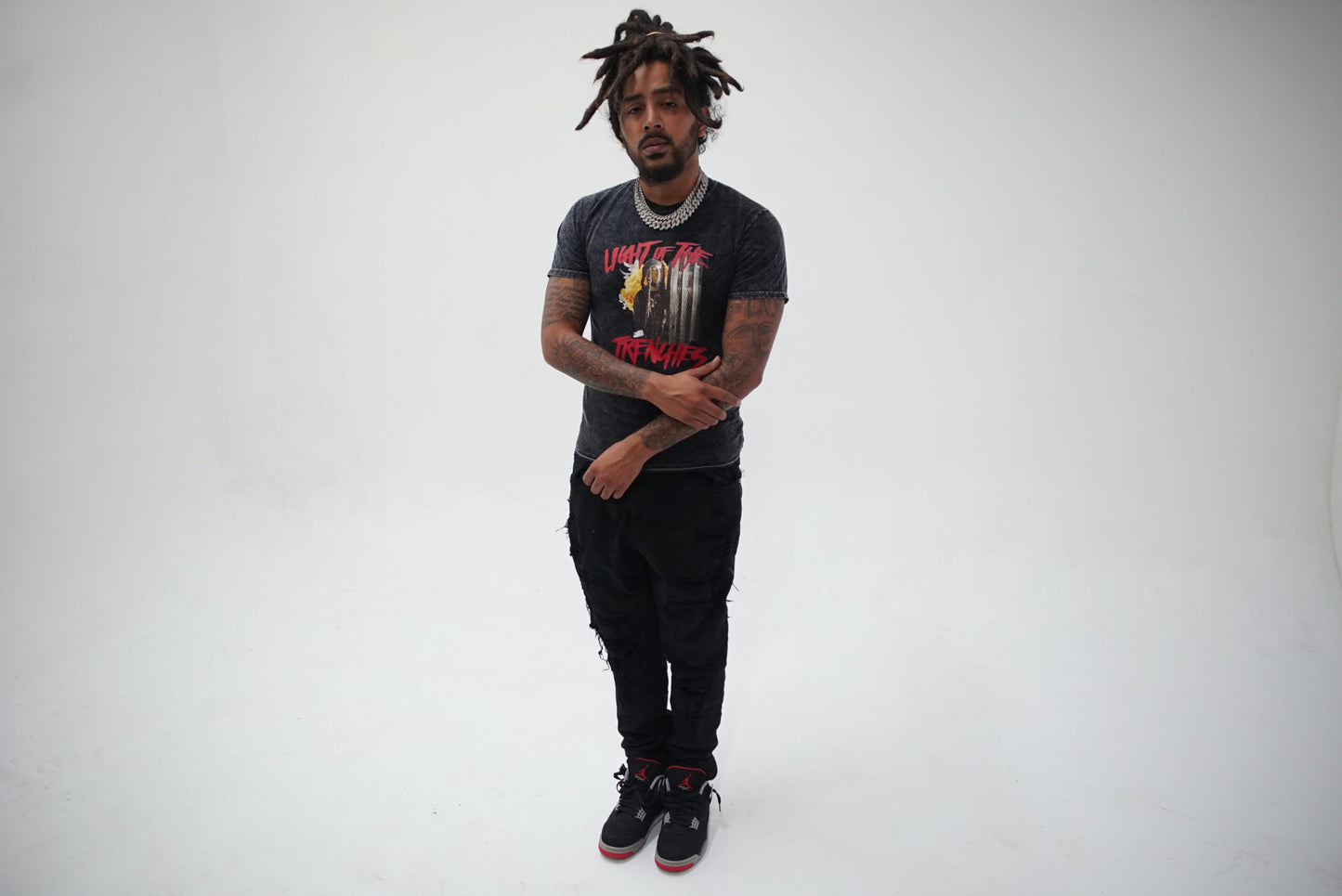 LIGHT OF THE TRENCHES - GRAPHIC TEE