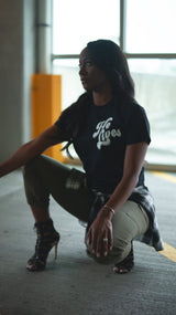 He Lives in Me - Tee (BLACK)